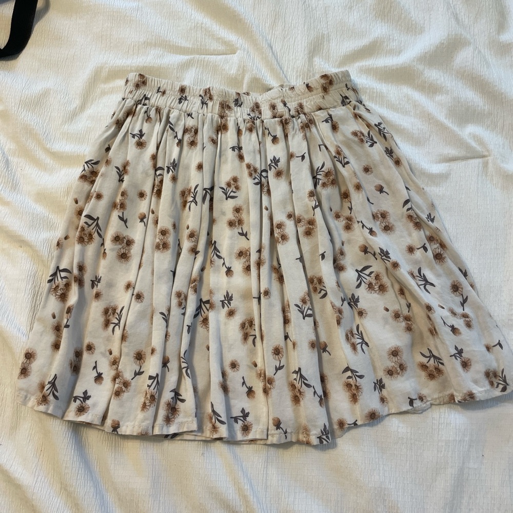 brandy melville floral skirt